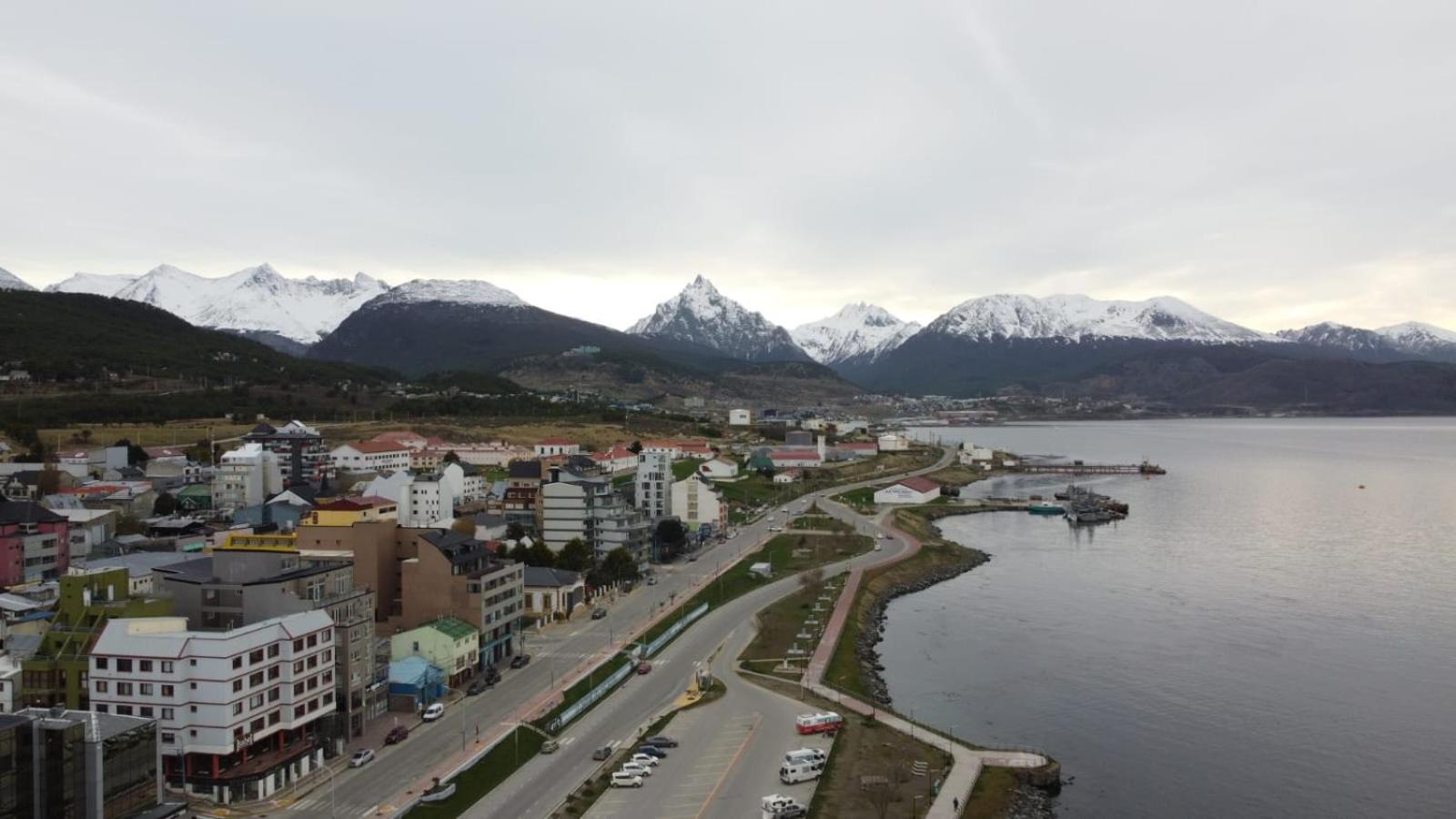 Hostel Cruz del Sur Ushuaia Exterior foto